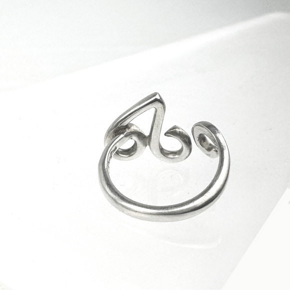 💎 TIFFANY&Co. Silver Ladies Ring - Picture 4 of 12